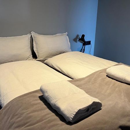 Tb Apartment 阿克雷里 外观 照片